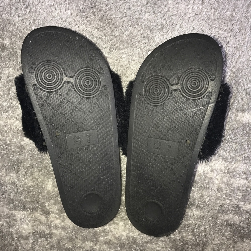 Faux Fur Slides - Picture 4 of 4